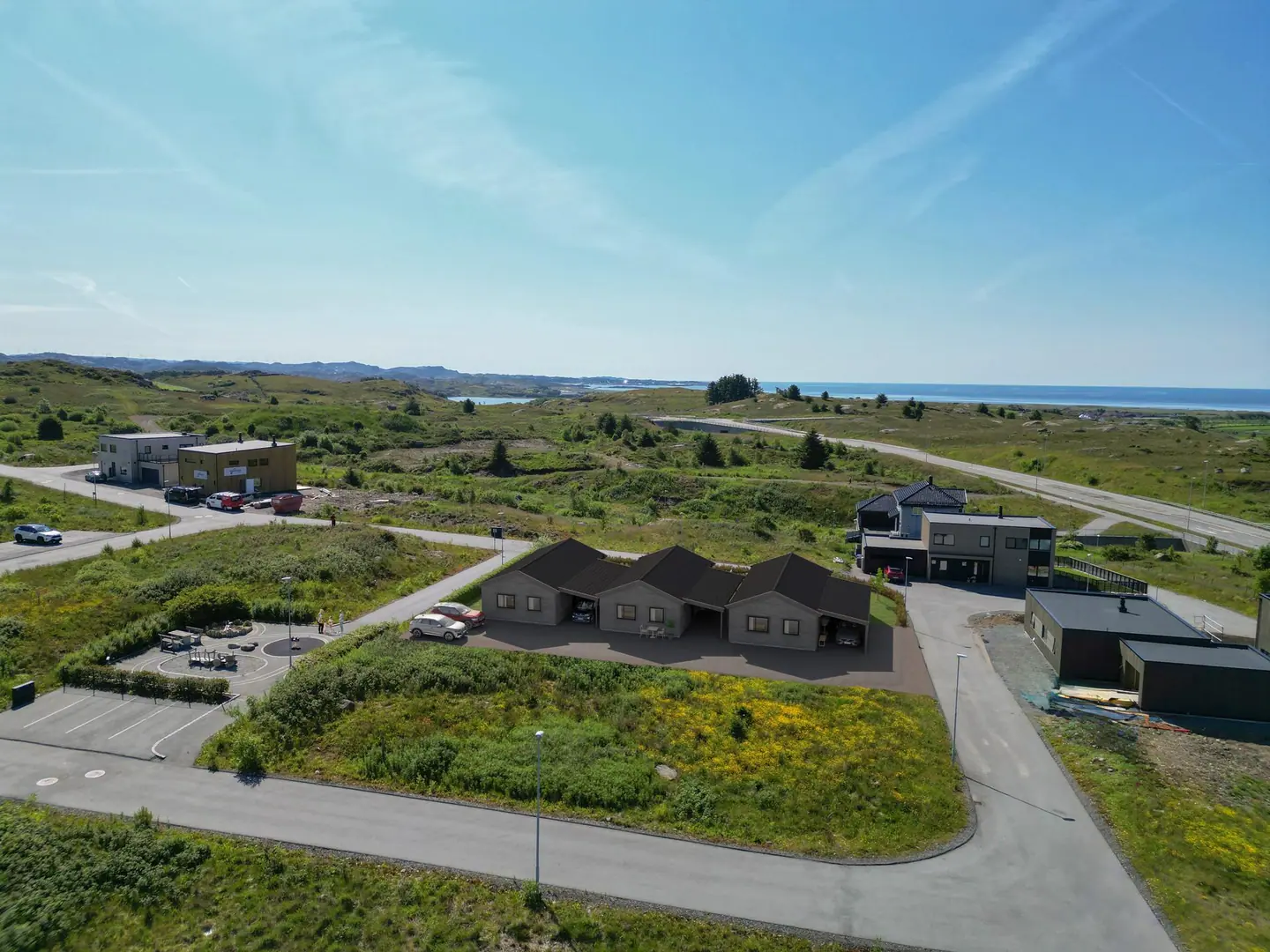 Stokkelandskroken fasade - vist med carport som kan tilbys som tilvalg.
